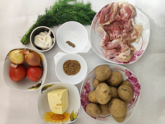 Куриные бёдра с картофелем по-французски — сытное и вкусное блюдо