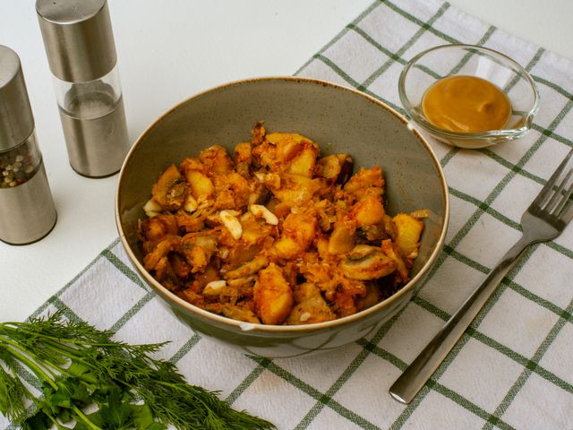 Салат с фасолью и маринованными шампиньонами - пошаговый рецепт с фото