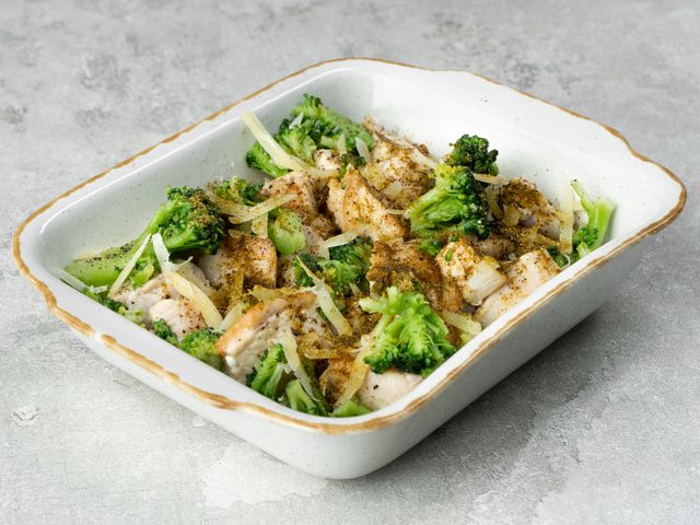 Курица с брокколи под сыром – простой и вкусный рецепт с фото (пошагово)