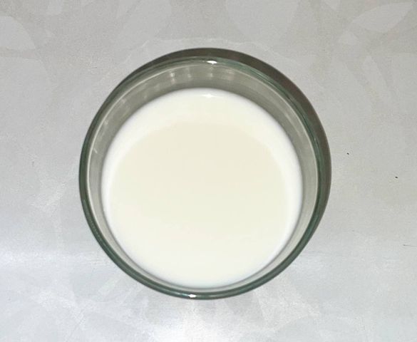 Зачем люди пьют молоко с чесноком, и почему хвалят это средство – Авиценна ни при чем