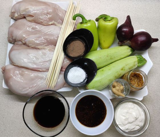 Как приготовить шашлык из курицы: лучшие маринады и все тонкости процесса - Лайфхакер