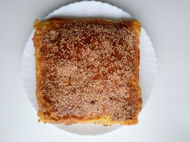 Пирог с горбушей и рисом (из слоеного теста) — рецепт с фото