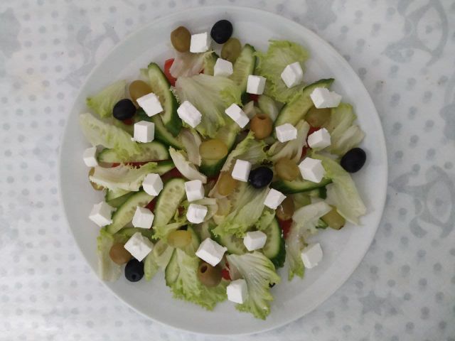 1. Греческий салат с фетой