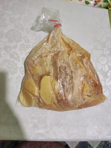 Вариант 2: Быстрый рецепт курицы в пакете для запекания целиком